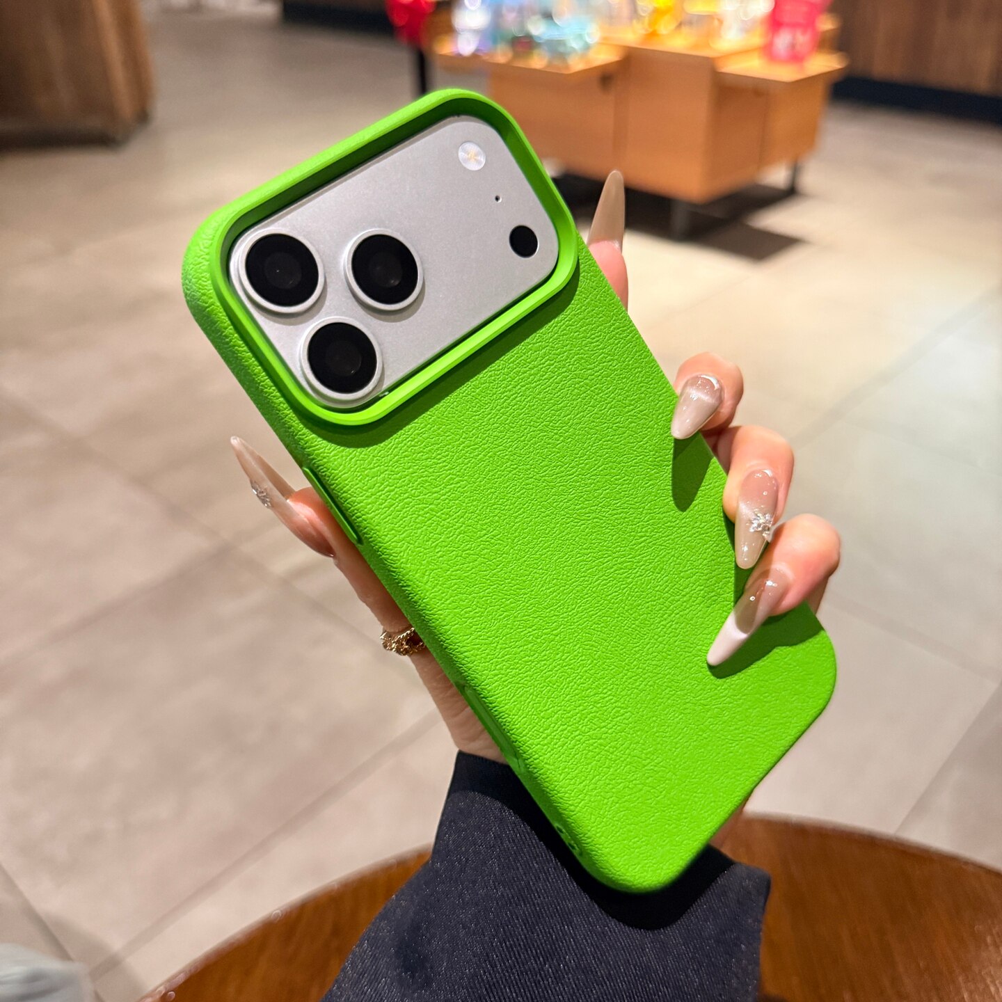 适用苹果17promax手机壳iphone16pro新款荧光绿Air荔枝纹软硅胶15防摔iPhone17保护套大孔13简约12高级14plus