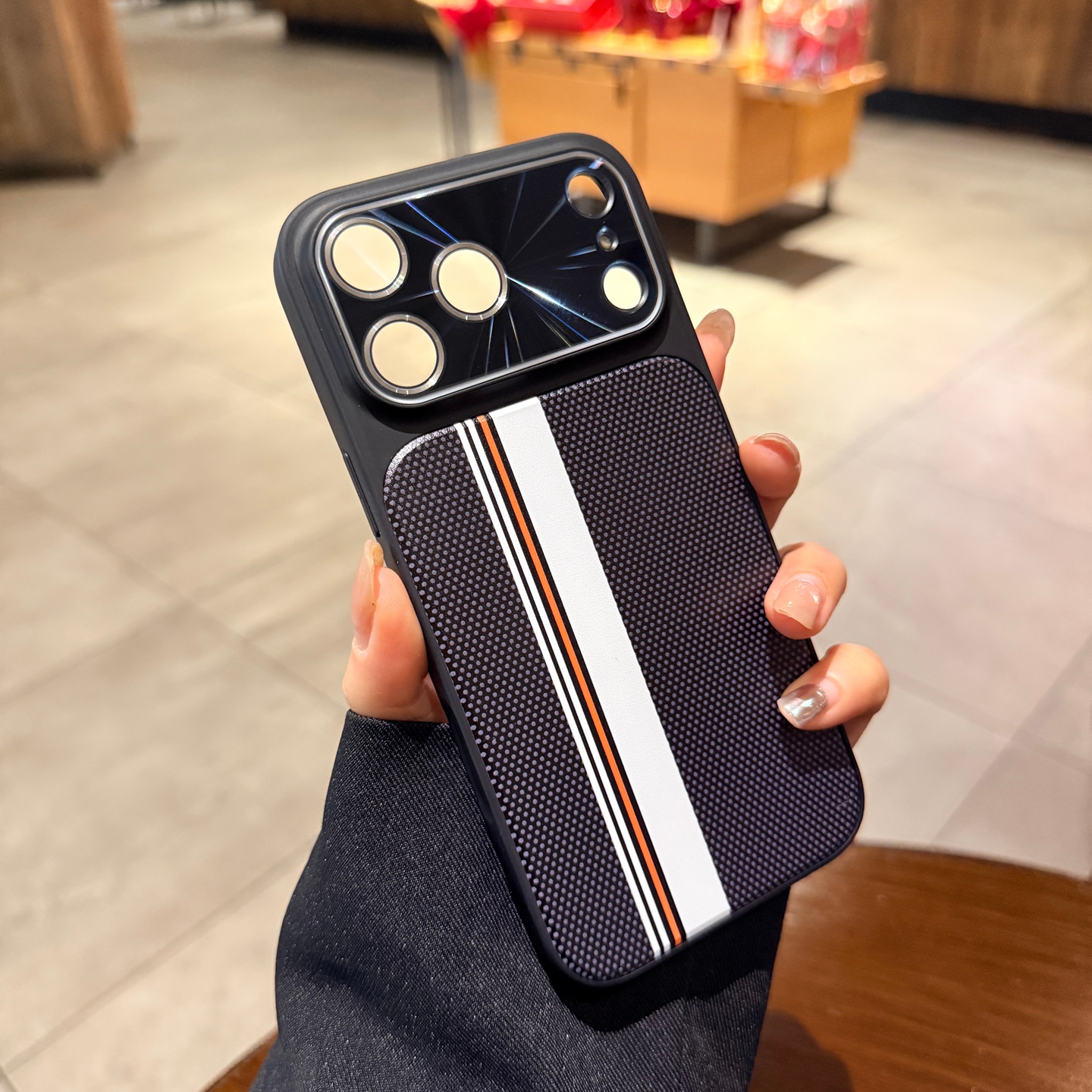 适用苹果17promax手机壳磁吸iphone16pro新款15秒变17高级感黑色拼色皮纹14pm极光大视窗镜头13Magsafe保护套