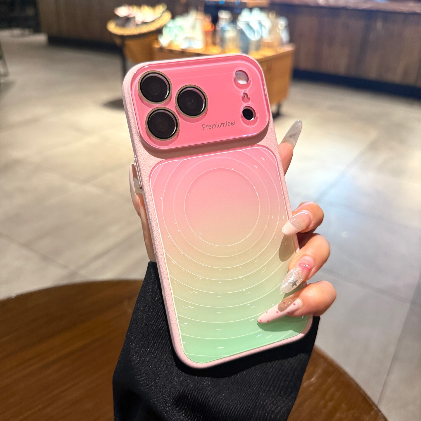 波漾纹渐变适用iPhone17手机壳苹果17promax新款芭乐粉绿撞色16pro大视窗镜头膜全包13巨好看14P高级15保护套