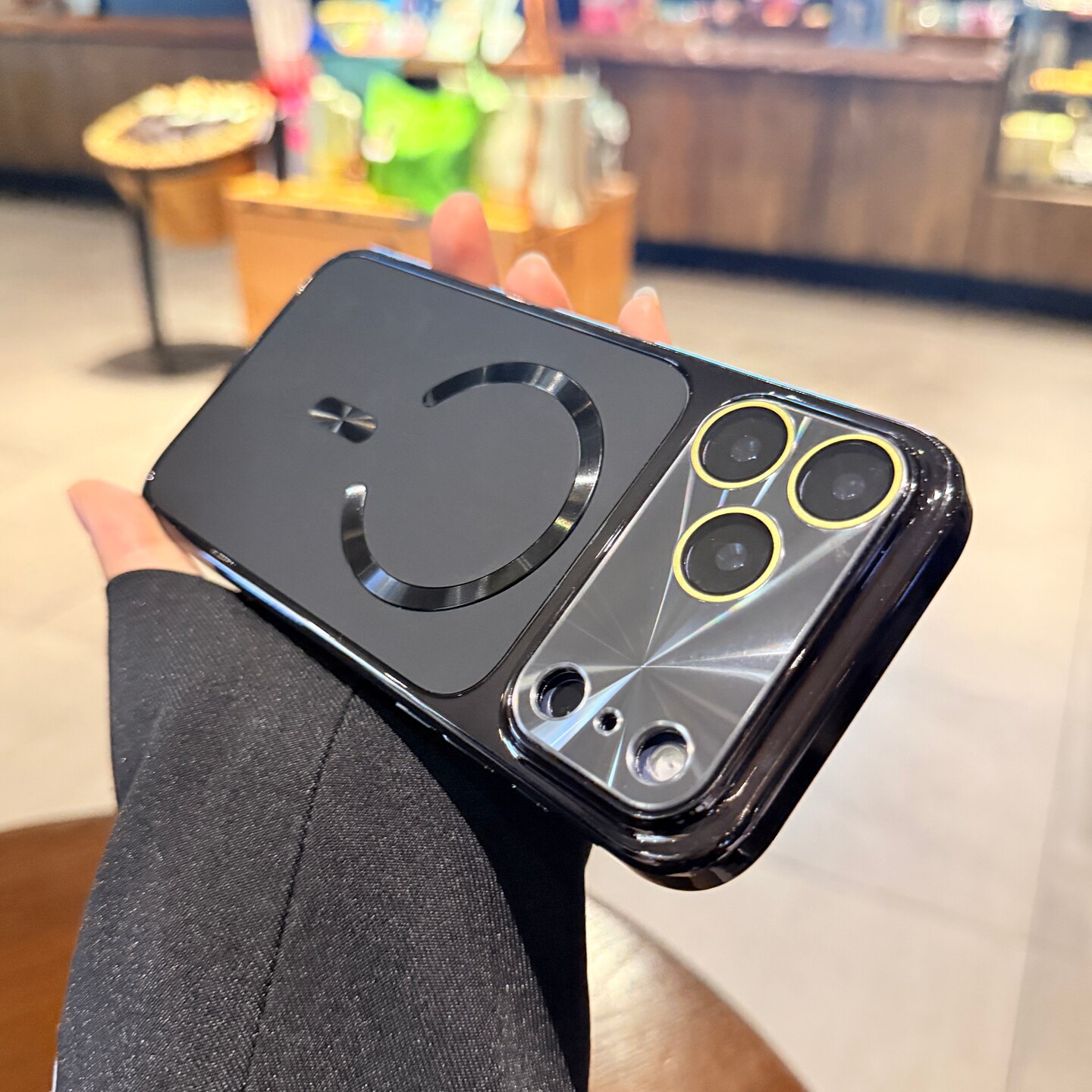 适用苹果17promax磁吸手机壳iphone16pro新款黑色15极光镭射大视窗14PM镜头膜全包12高级感轻奢电镀13保护套