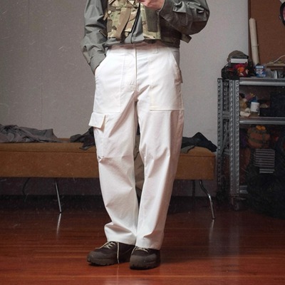 WtW 多一个袋合身长裤 Pockets Casual Fit Pants