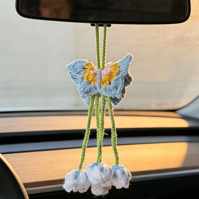 钩织蝴蝶铃兰花手工毛线钥匙扣成品包包车载家居挂件