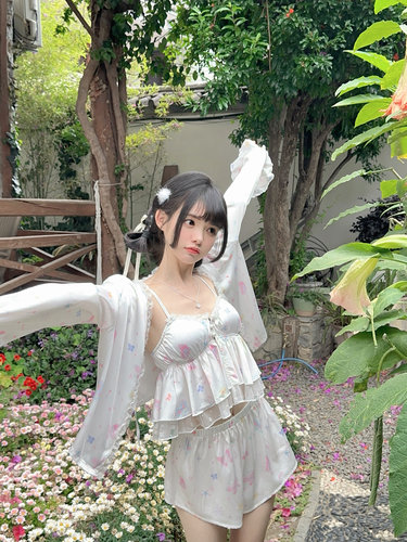 女缎面蝴蝶家居服三件套