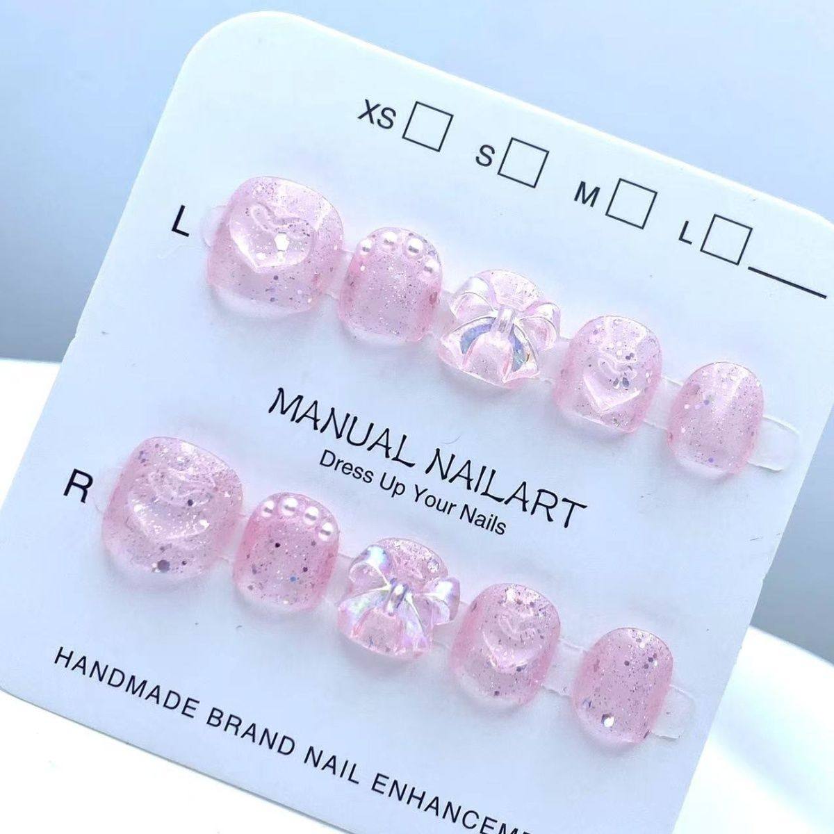 儿童穿戴甲亮片椭圆形水晶爱心亮晶晶琉璃美甲穿戴甲短款指甲贴,彩妆/香水/美妆工具,美甲工具,淘宝优惠券,粉丝福利购,淘宝优惠卷