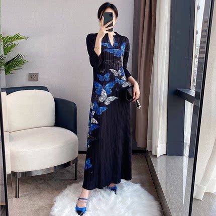 宅褶皱V领旗袍连衣裙女2025春夏新款中国风高端气质显瘦长三 021