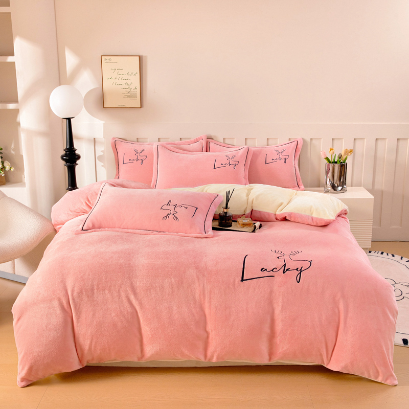 A类刺绣加厚被套牛奶绒四件套