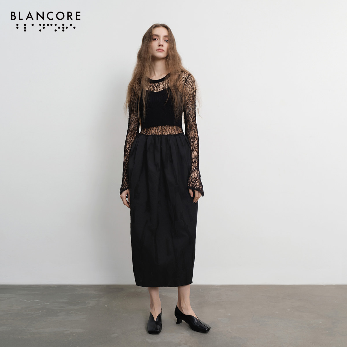 【设计师品牌BLANCORE】2024春季新款不规则网眼毛织拼接茧型长裙,女装/女士精品,连衣裙,淘宝优惠券,粉丝福利购,淘宝优惠卷