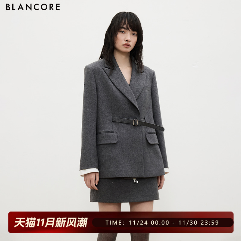 BLANCORE腰带装饰假两件西装外套