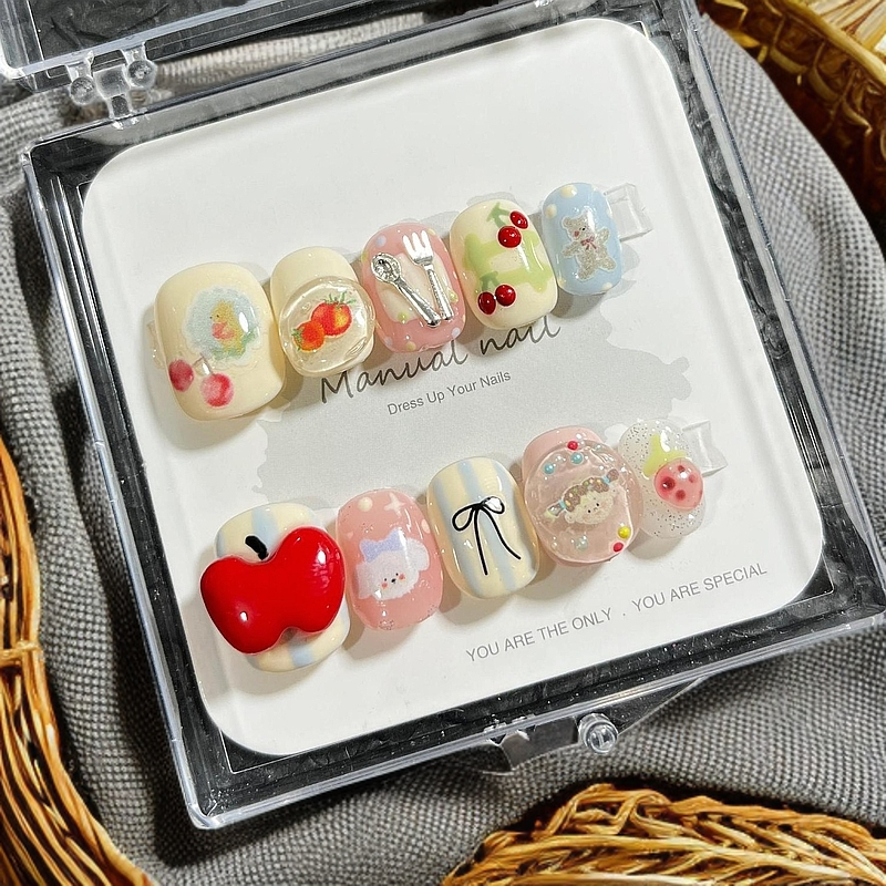 奈奈子美甲铺小众ins新款手工穿戴甲短款红色樱桃捏捏立体苹果