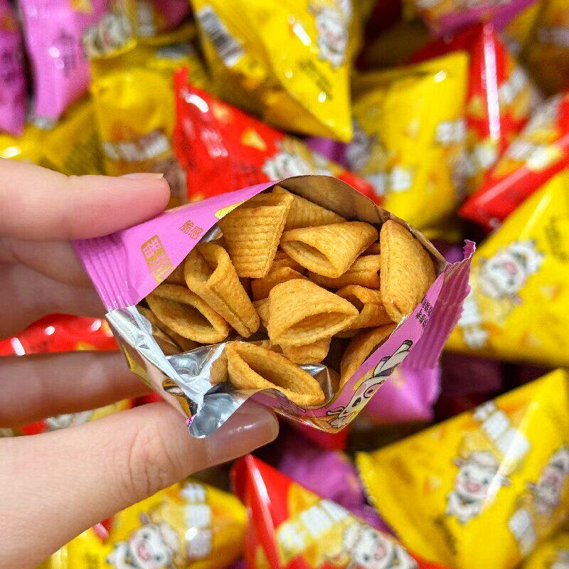 牛角尖三角脆休闲食品小零食小吃网红整箱妙脆角商超同款整箱批发