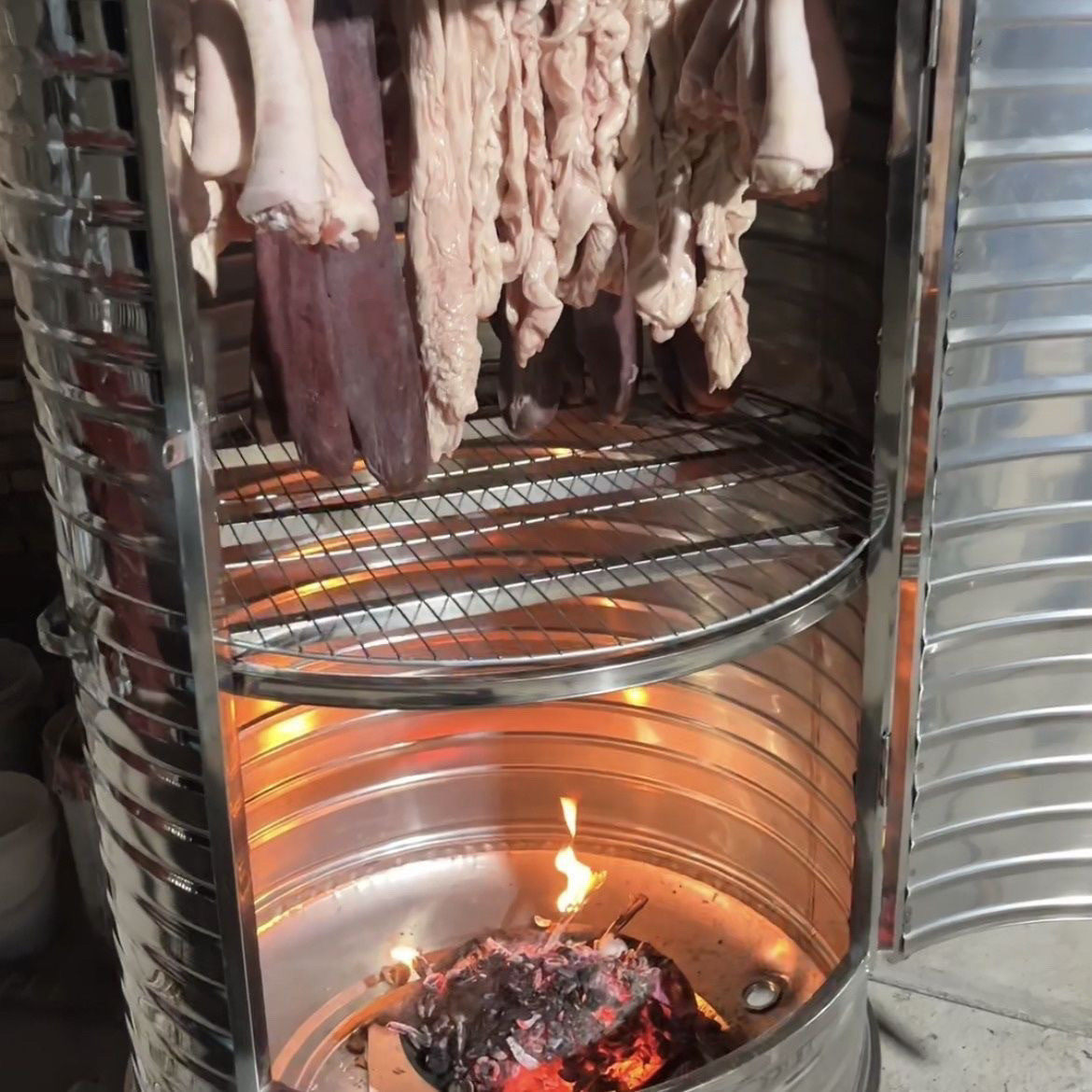 不锈钢熏腊肉桶熏腊肉炉子熏鱼熏鸡熏各种腊味熏腊肉神器烟熏炉