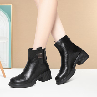 保暖加绒女士厚底走秀靴旗袍模特专业皮靴轻便洋气舒适耐磨短靴子