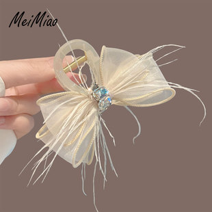 超仙水钻羽毛网纱蝴蝶结抓夹中号2024新款 后脑勺鲨鱼夹发夹子 夏季
