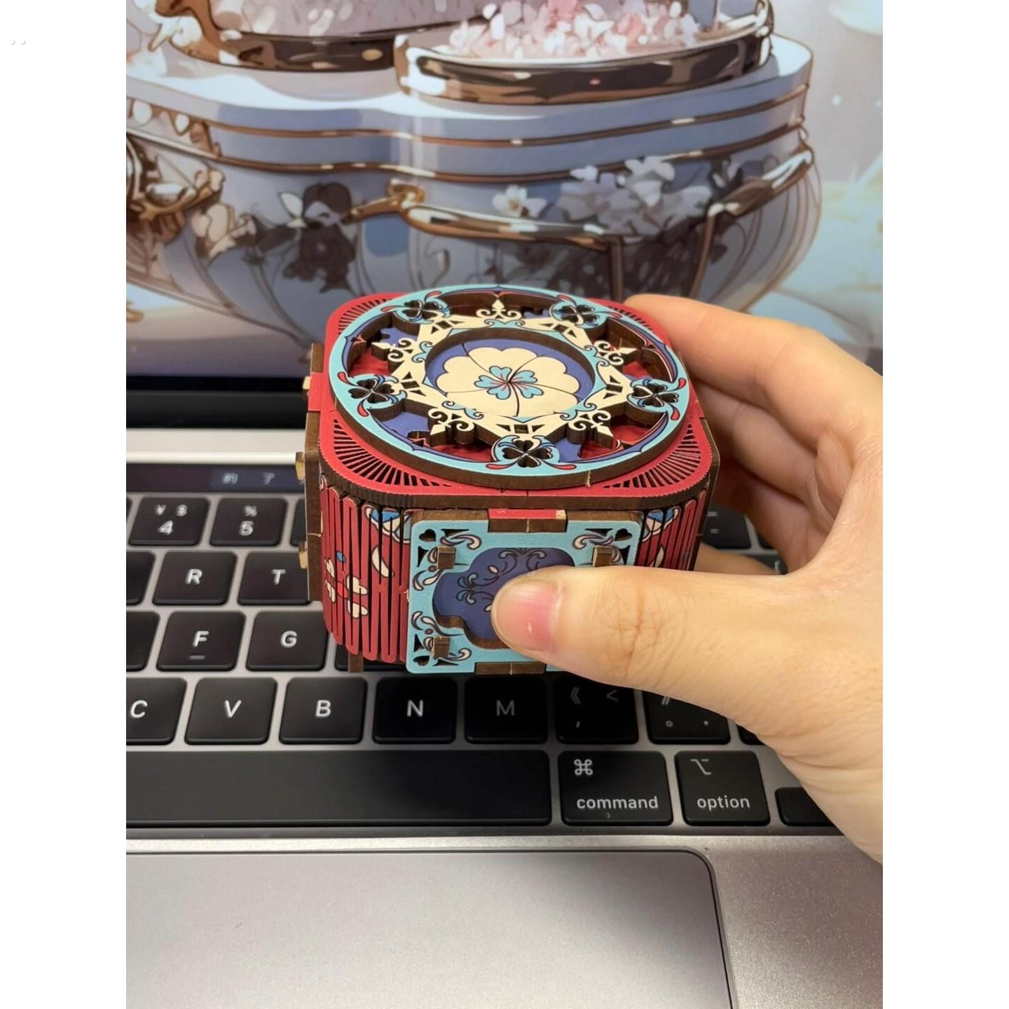 求婚手工拼装diy八音盒木制机关戒指盒送女友生日礼物旋转项炼盒