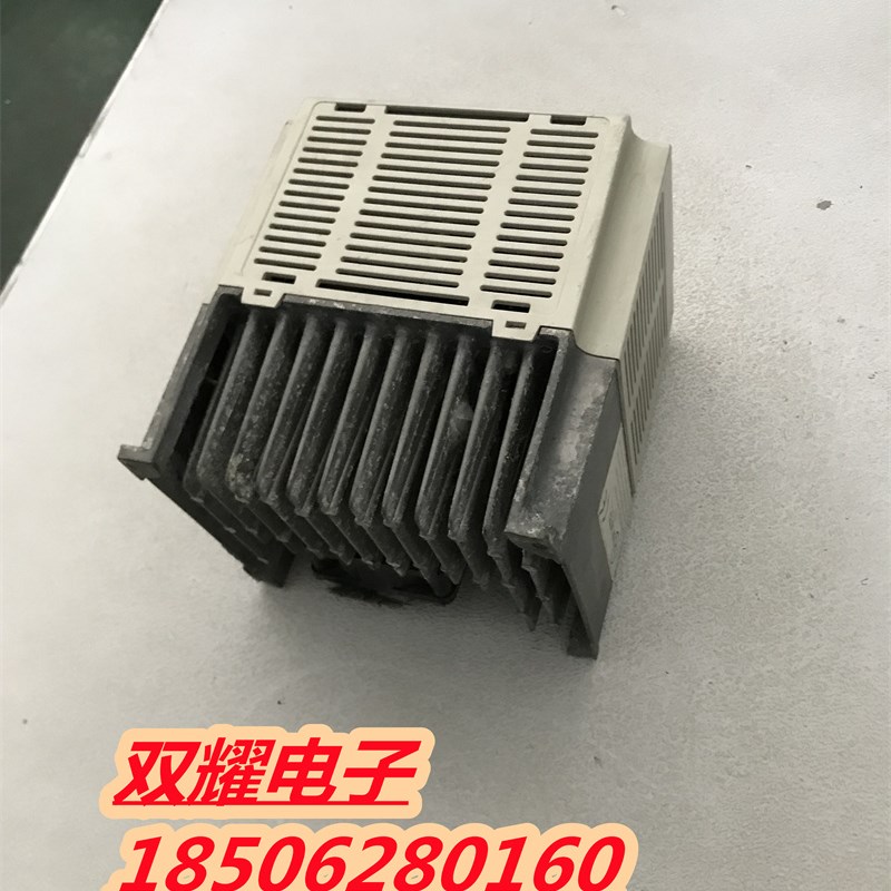 LS/LG变频器 SV022iG5-4 2.2KW 380v现货已测试功能包好