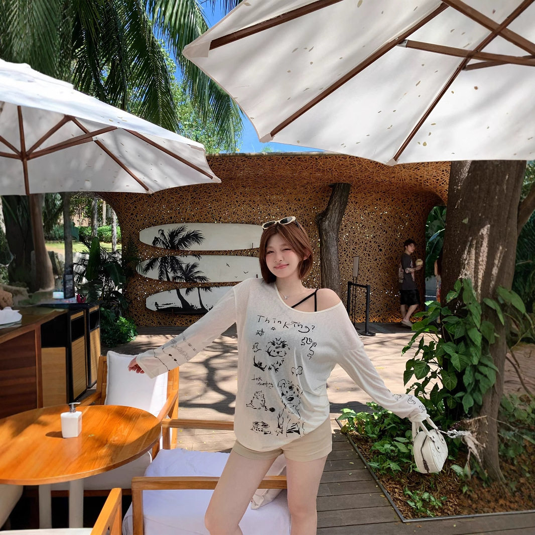 慵懒风趣味卡通印花斜肩长袖T恤女夏季休闲宽松薄款露肩防晒上衣