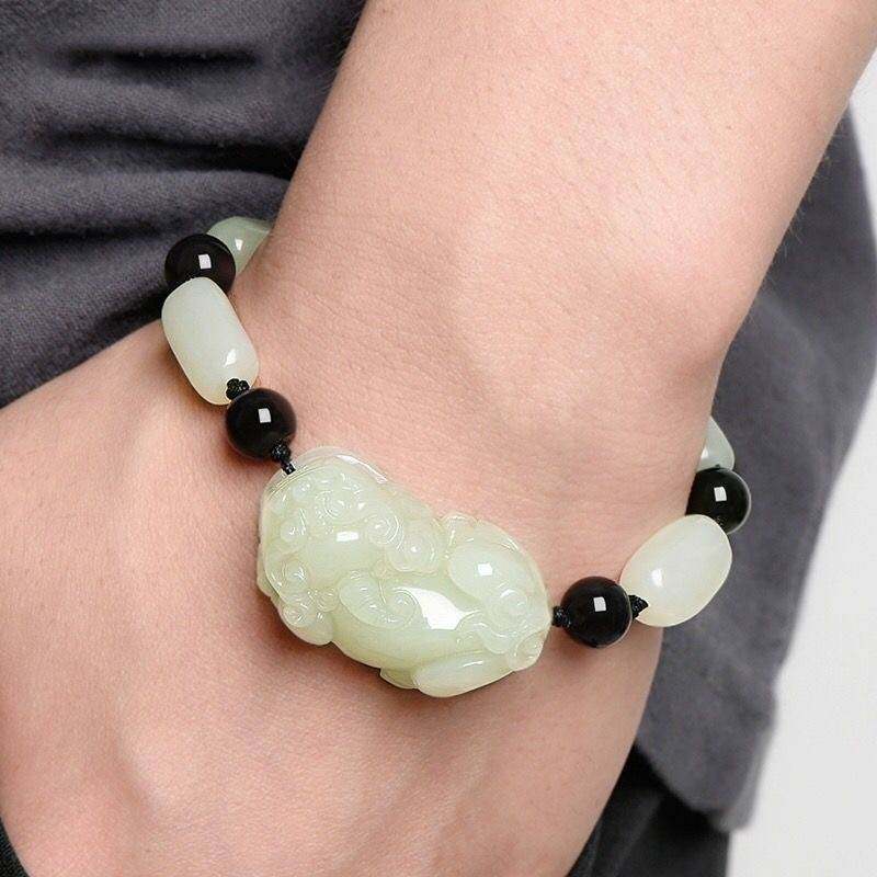 招财转运貔貅手链女和田玉小貔恘手串情侣红绳黑绳皮丘手绳编织男