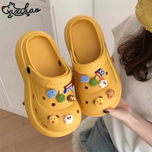 百搭防滑厚底可爱小怪兽洞洞鞋