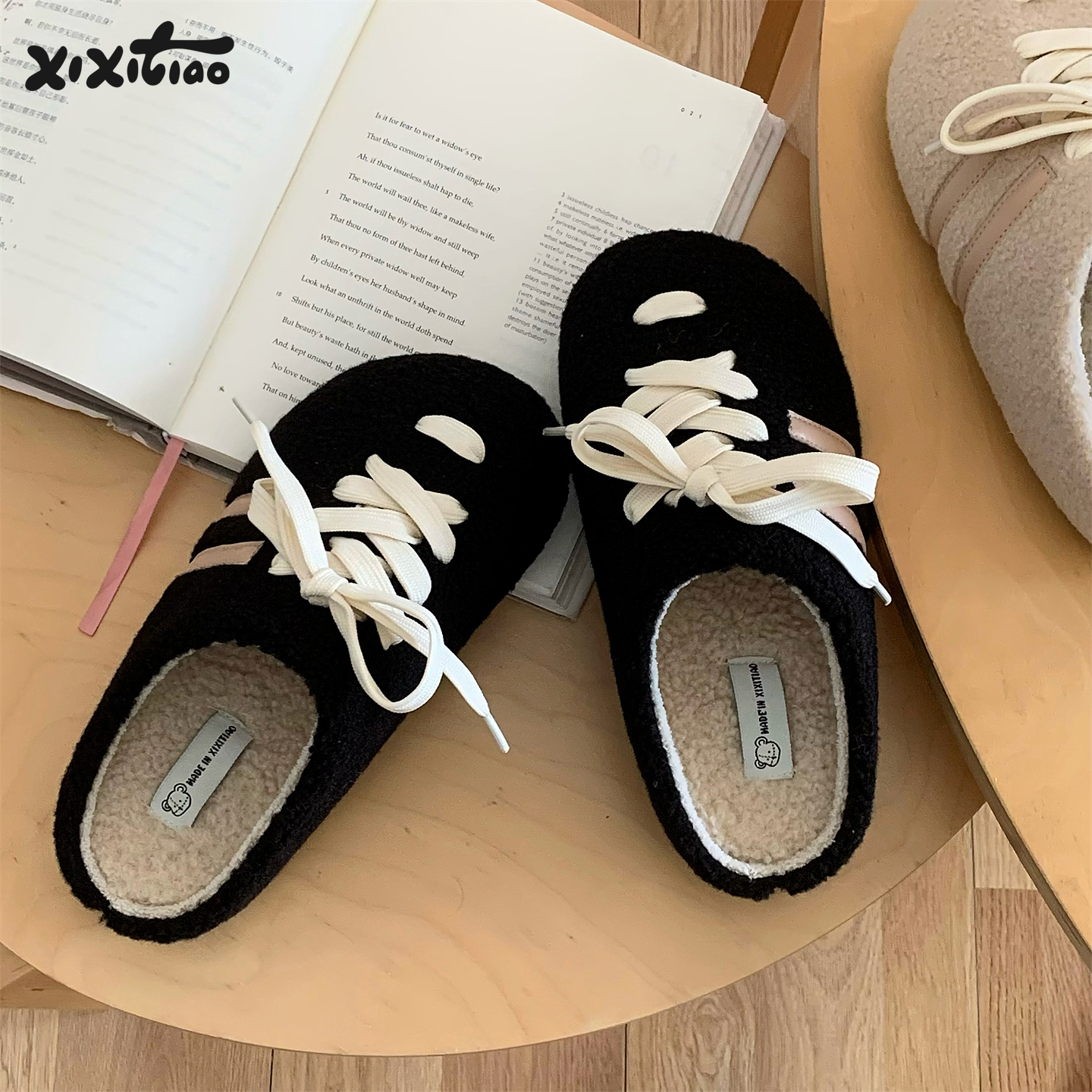 时尚运动风休闲懒人系带毛毛拖鞋