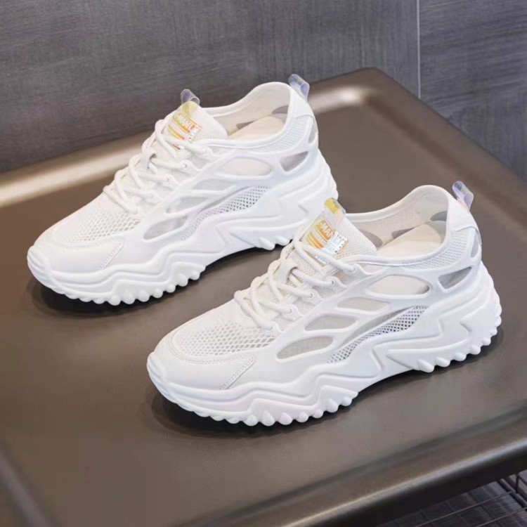 内增高运动凉鞋女夏季网面2025新款镂空透气妈妈时尚户外登山女鞋