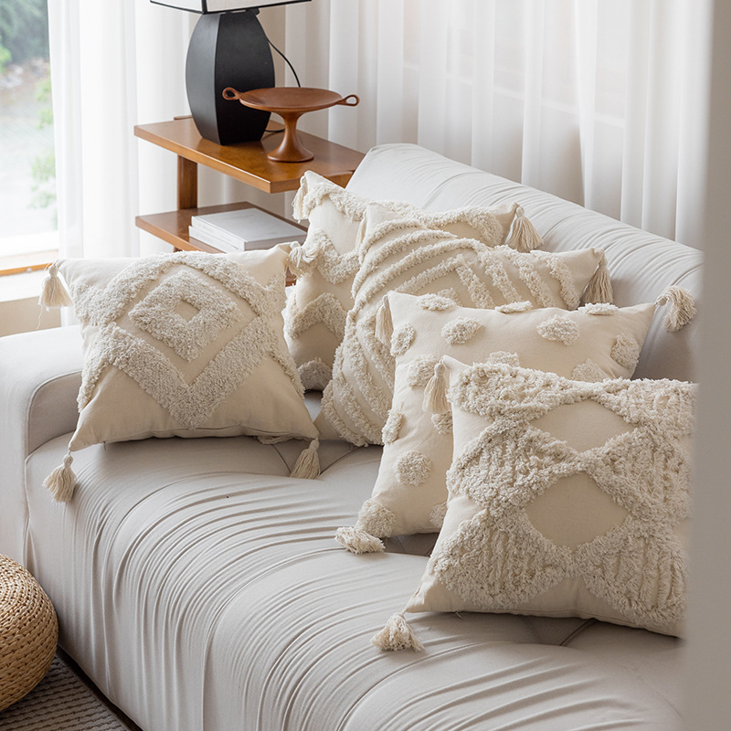 诧寂风簇绒抱枕摩洛哥米白色几何图案抱枕套客厅民宿沙发卧室靠枕