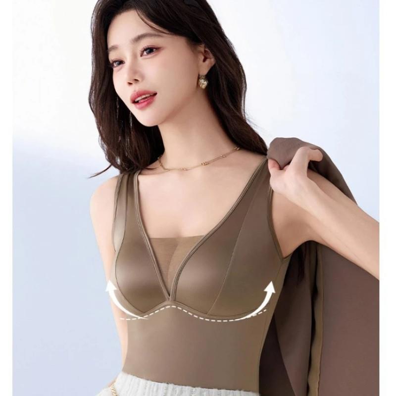 福瑾辉休闲男装专营深VZ领自带胸垫蕾丝缎面背心款打底美背内衣女