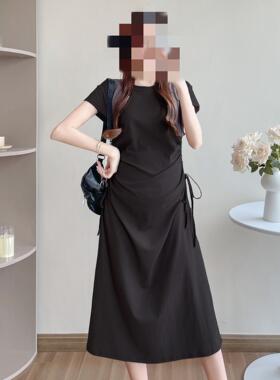 Solid color drawstring short sleeved dress纯色抽绳短袖连衣裙