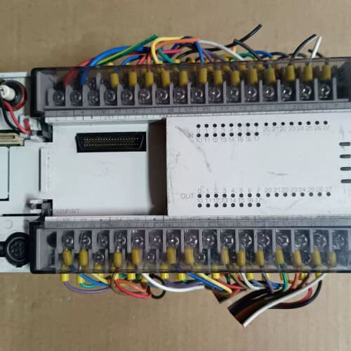 议价PPLC FX2N-48MR-001拆机 少面盖 邮