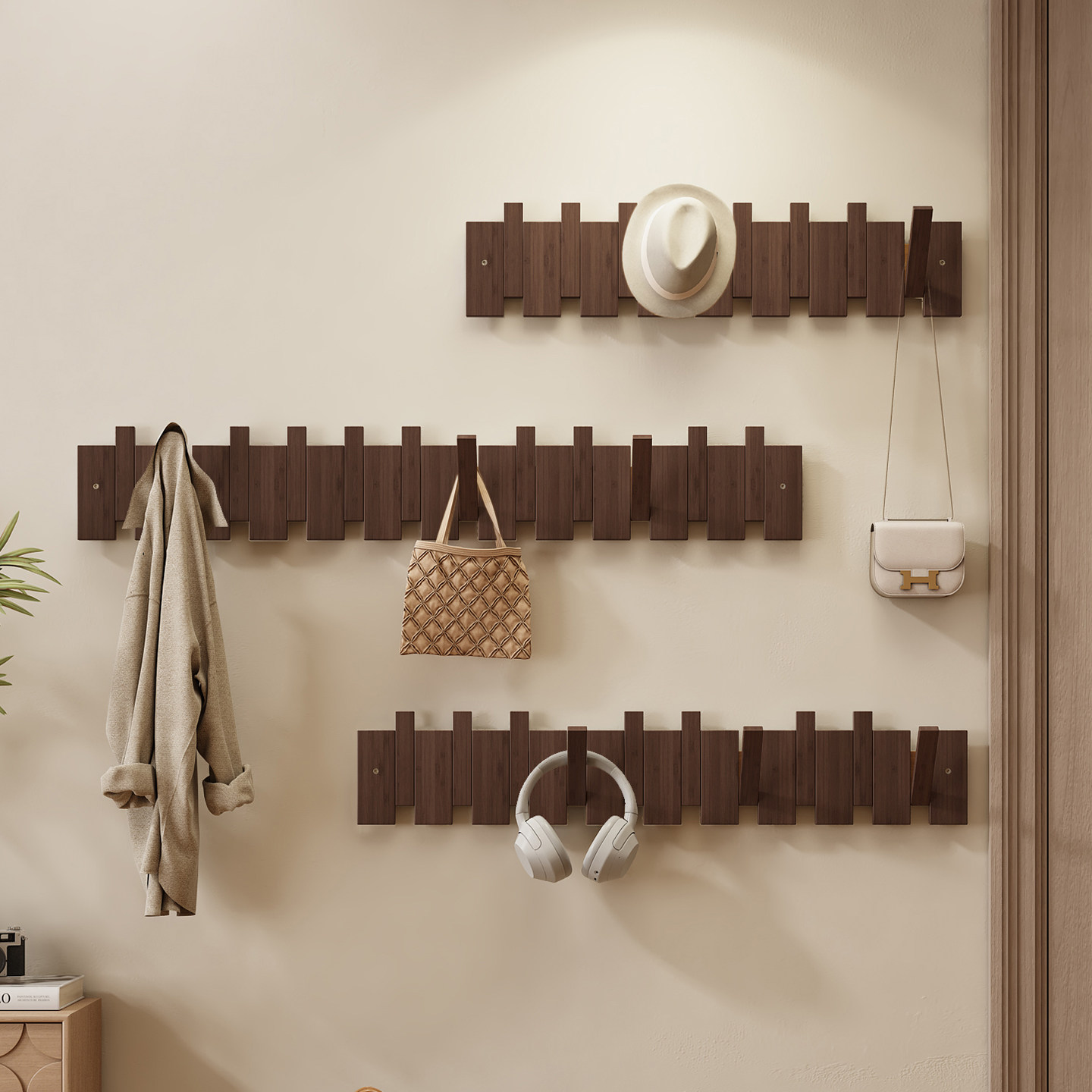 钢琴键挂衣架免打孔墙上衣帽架