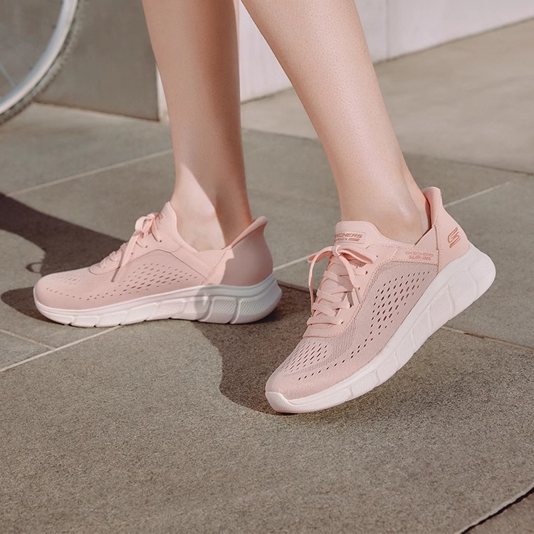 闪穿鞋Skechers斯凯奇网面透气一脚蹬运动休闲鞋夏软底不累脚女鞋