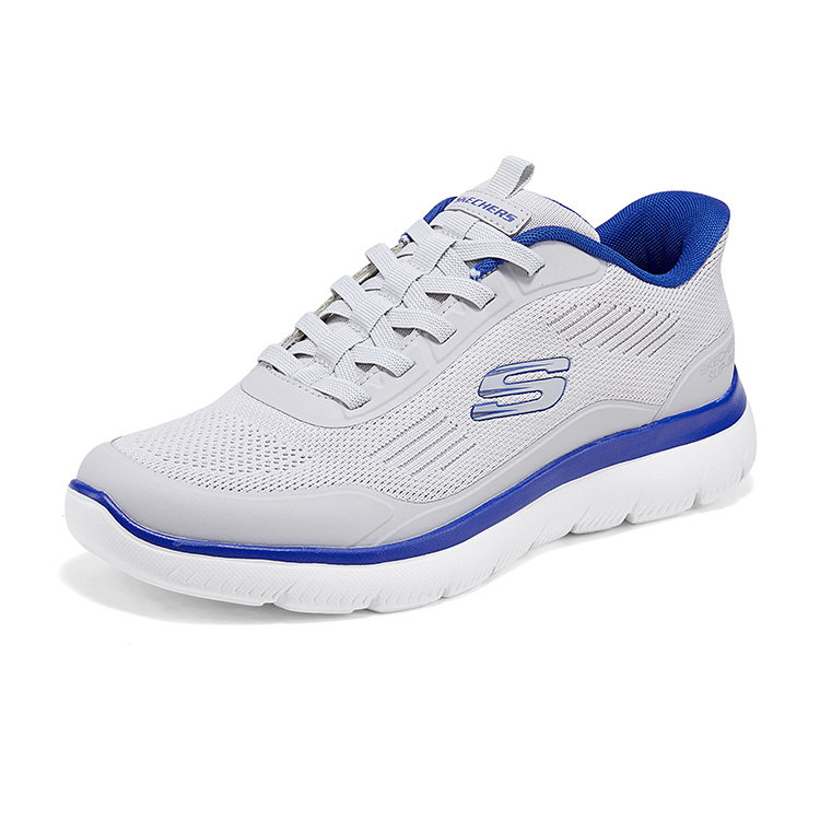 网布鞋面，透气舒适；EVA大底，轻质缓震