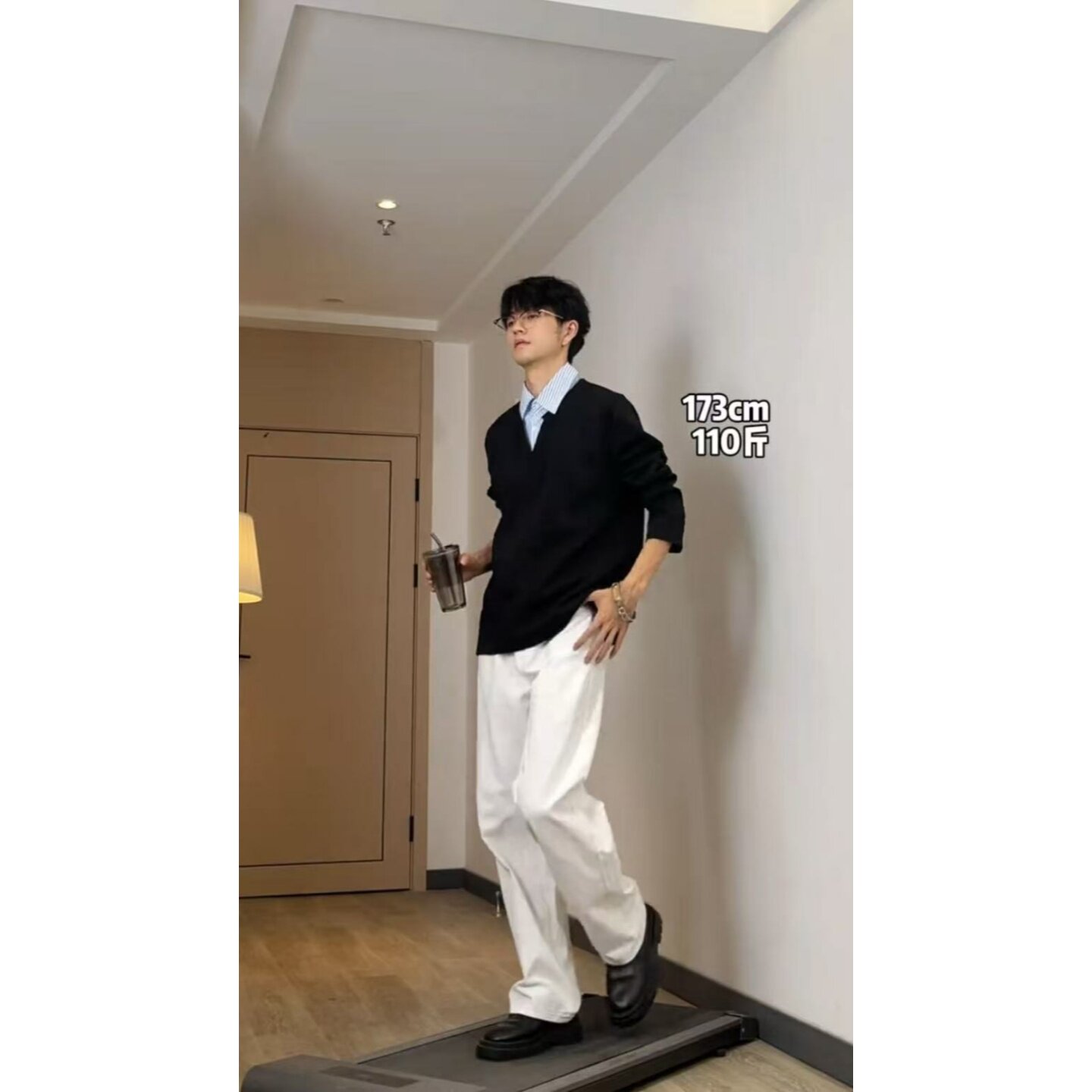 黑色V领假两件男Polo衫学院风
