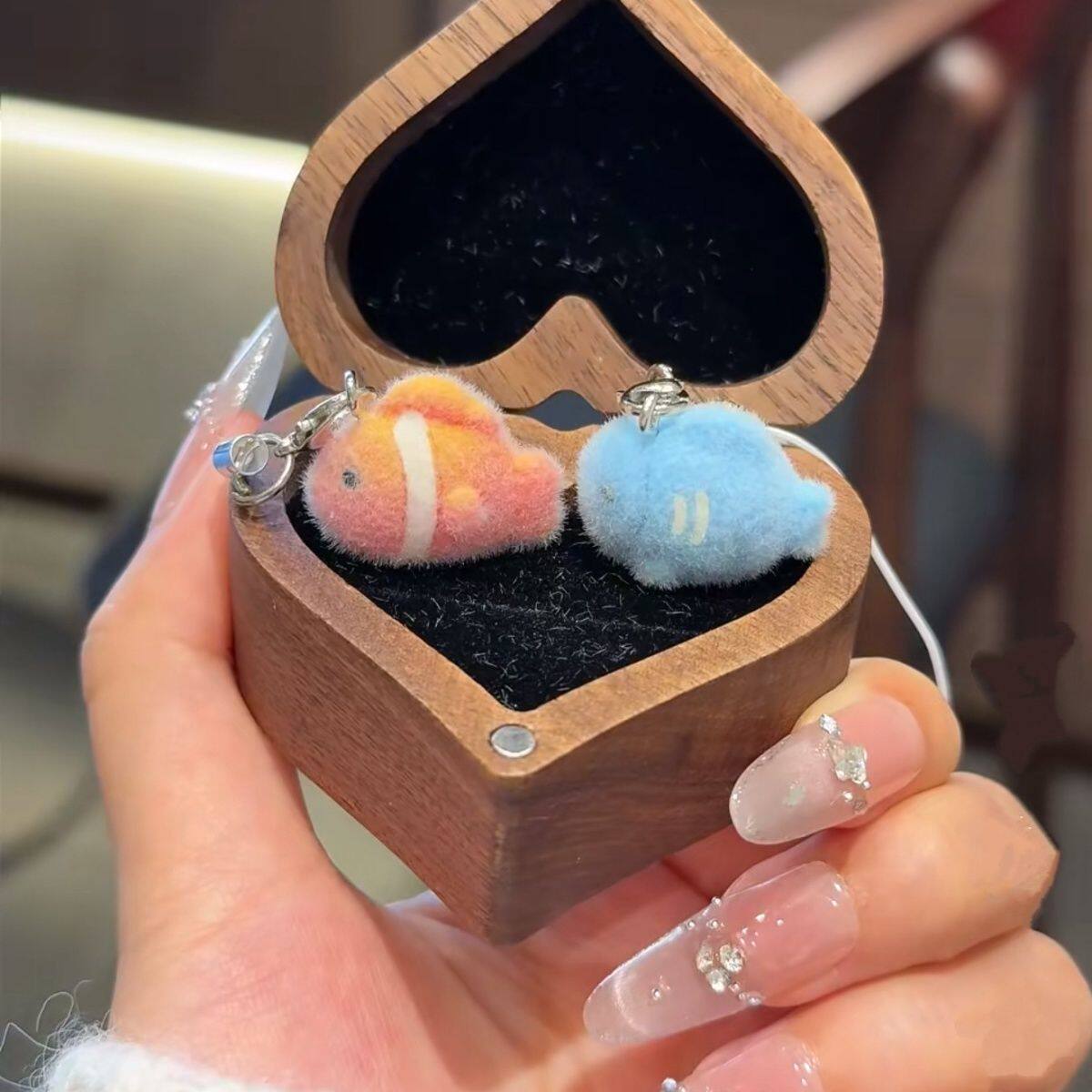 可爱卡通猫咪小鱼挂件超萌植绒立体包包钥匙扣情侣闺蜜手机绳挂饰