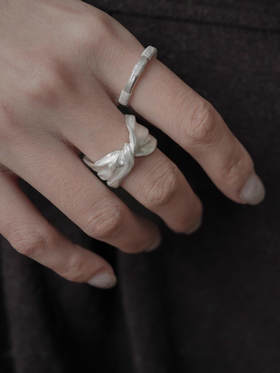 Silk Satin Twisted Open Ring Vintage Designer Ring Jewelry_voghion.com