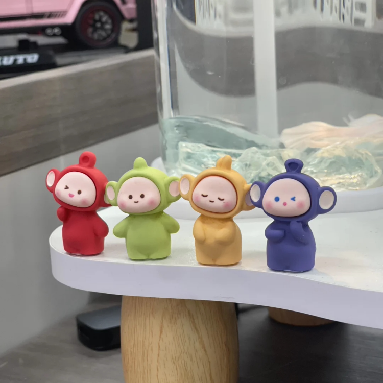可爱天线宝宝治愈桌面摆件公仔装饰品车载玄关办公室办公桌创意女