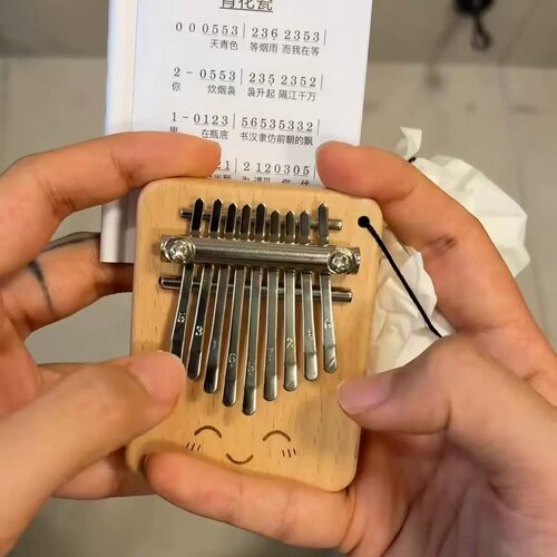 迷你9音拇指琴新手入门便携实木手指琴初学者卡林巴解压钢琴玩具