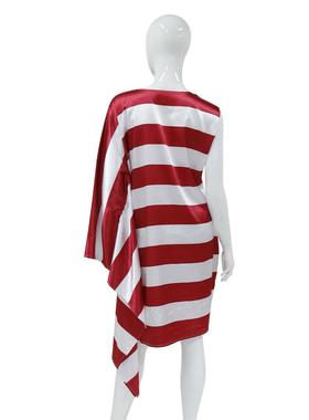 day outfit costume clothes woman party dance man cup flag