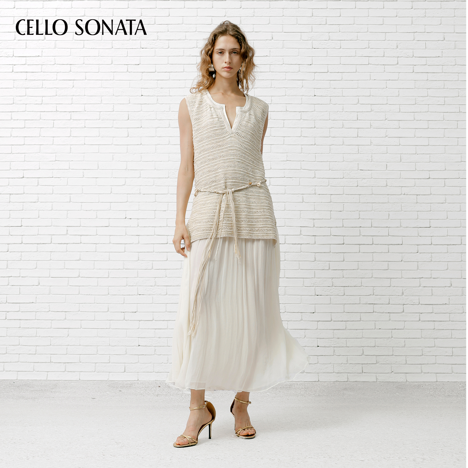 Cello Sonata夏日胶囊系列 针织拼纱低领圆领无袖连衣裙