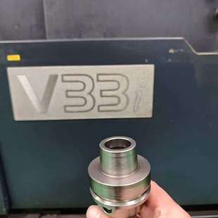 联系 要 议价一台日本牧野v33i加工中心 pro5系统