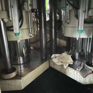 成色正常 议价今通塑机双色注塑机 850Z 型号JTT 85吨