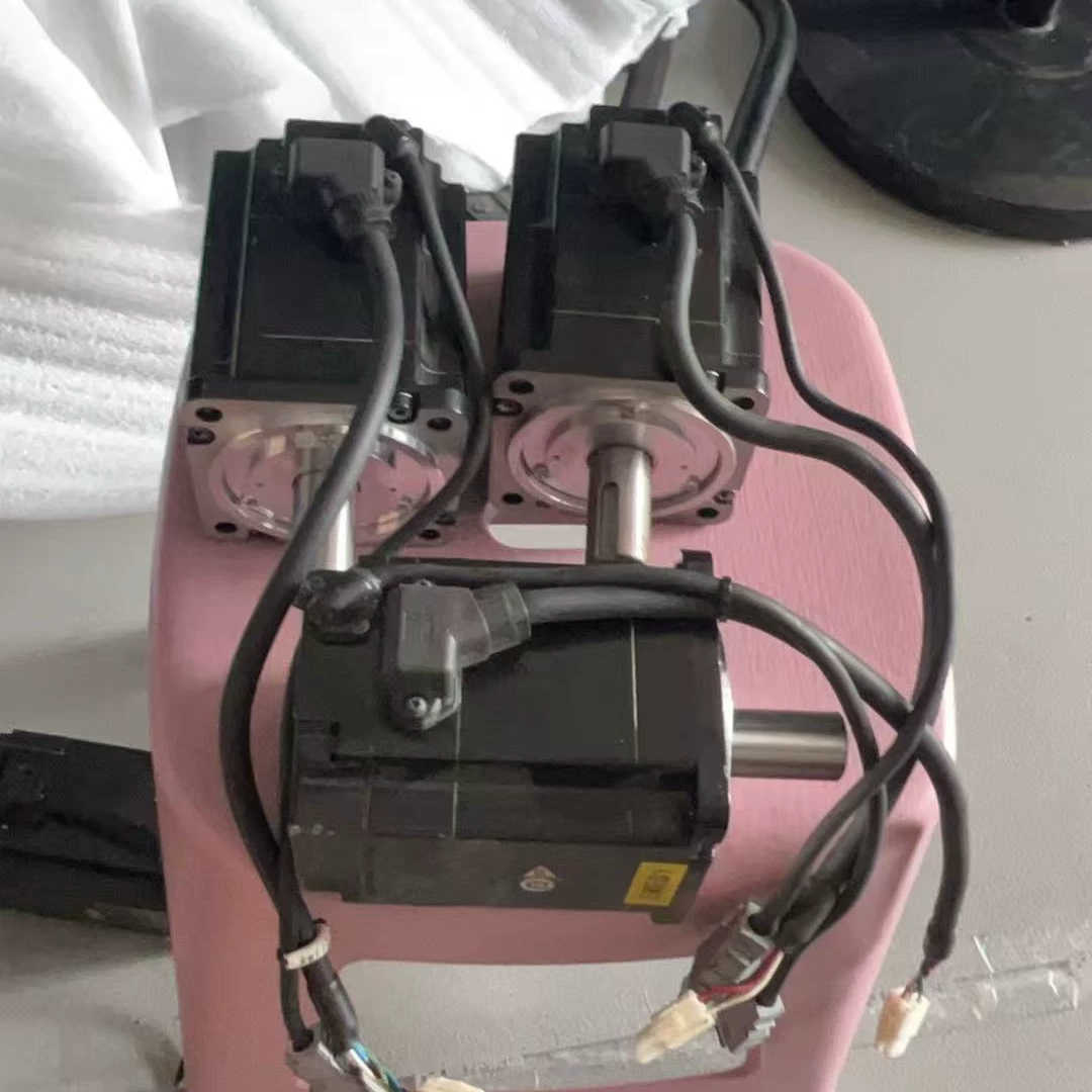 安川电机SGM7J-08AFC6S拆机包好实图拍漂亮数量多多