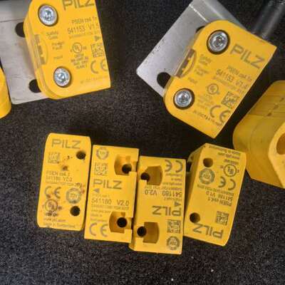 议价PILZ皮尔滋安全模块，传感器，门传感器，541153有四个