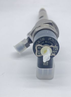 江铃域虎驭胜350高压共轨喷油器总成0445110363/0445110575油嘴