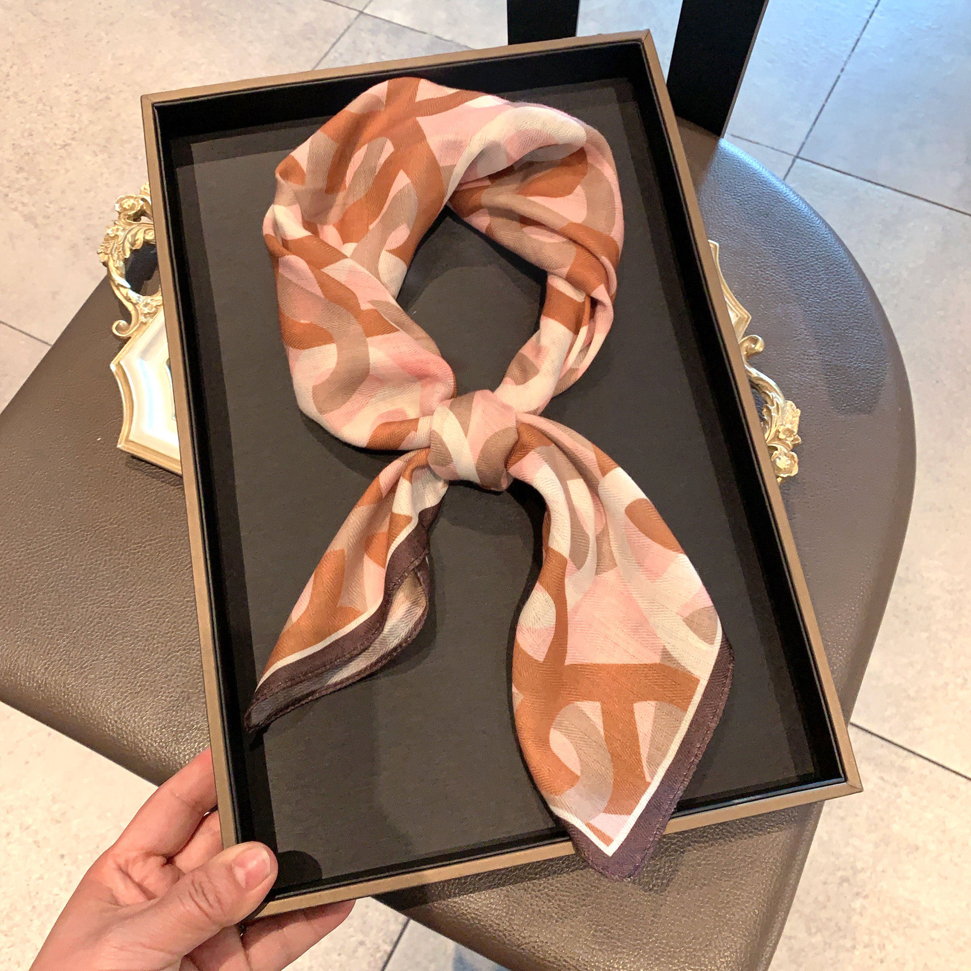 古风OL通勤办公室保暖护颈小领巾女65x65方巾双面异色防丝毛围巾