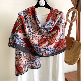 韩版春夏新款棉麻围巾薄款丝滑披肩出游防晒沙滩巾女防晒披肩批发