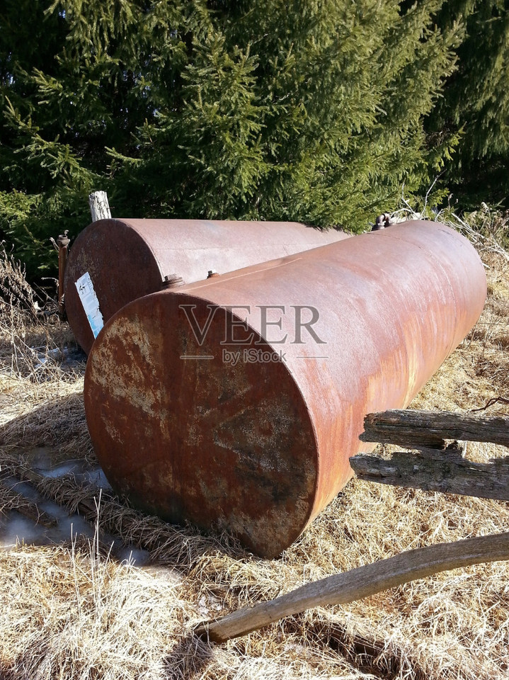 4月27日保定市废旧油罐3项出售网络拍卖公告