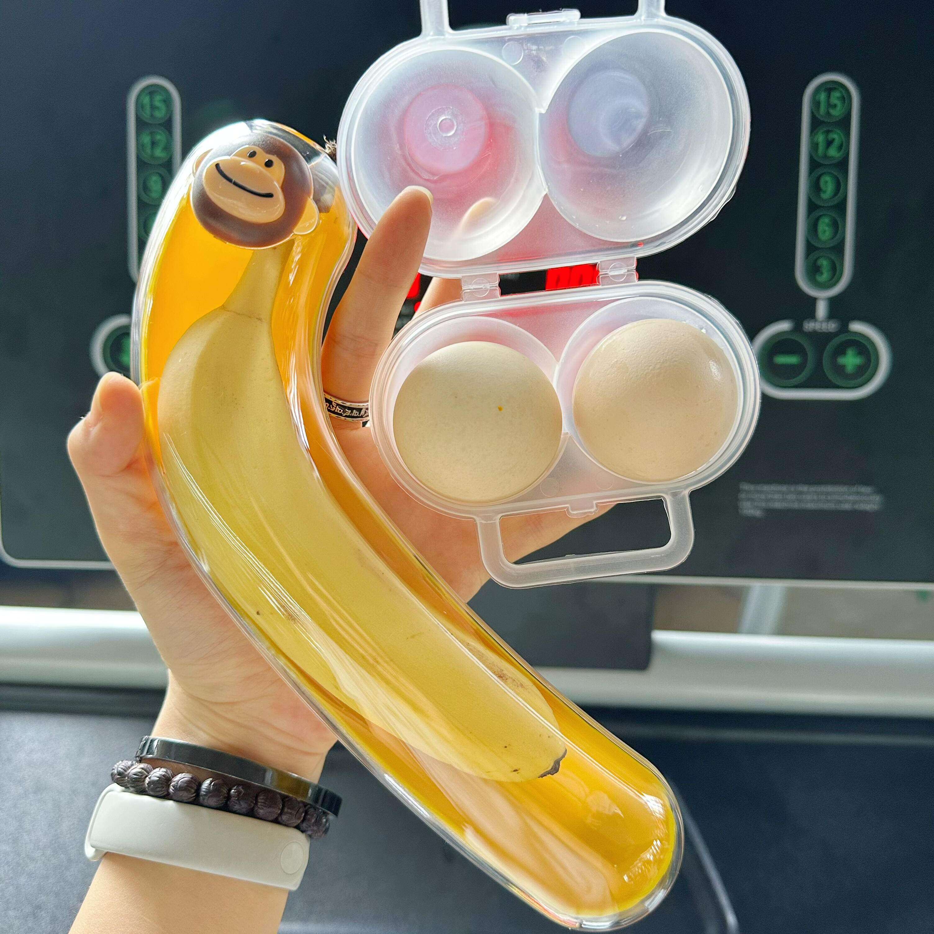 香蕉收纳盒春游出门健身人专用香蕉抗氧化保鲜壳鸡蛋防挤压保护壳