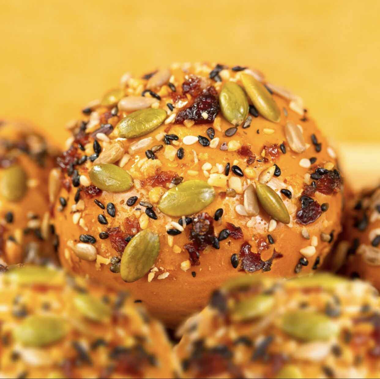 9元8包五谷杂粮紫米小面包,真材实料营养健康饱腹