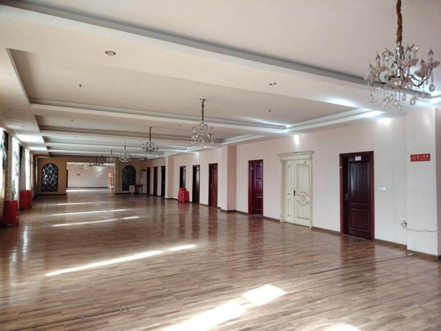 1月22日广元木业公司工业用地国有土地使用权及地上附着物、厂区内机器设备网络拍卖公告