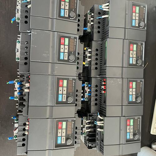 台达变频器VFD022EL43W，2.2KW，件，成（议价）